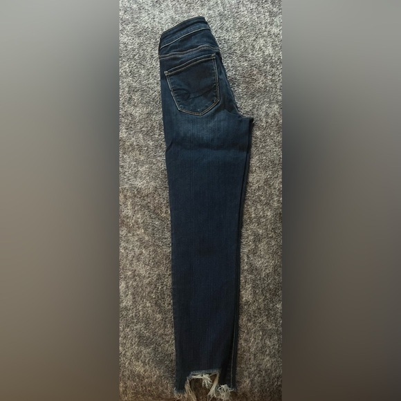 American Eagle Next Level Stretch Hi Rise Jegging Crop. Size 4 - Picture 5 of 6